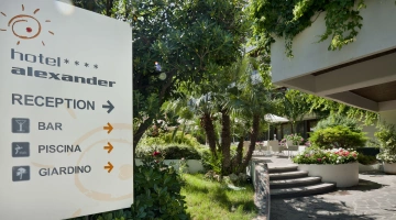 Benvenuti all'hotel Alexander