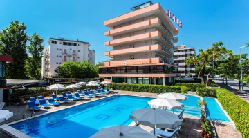 Family Hotel Globus