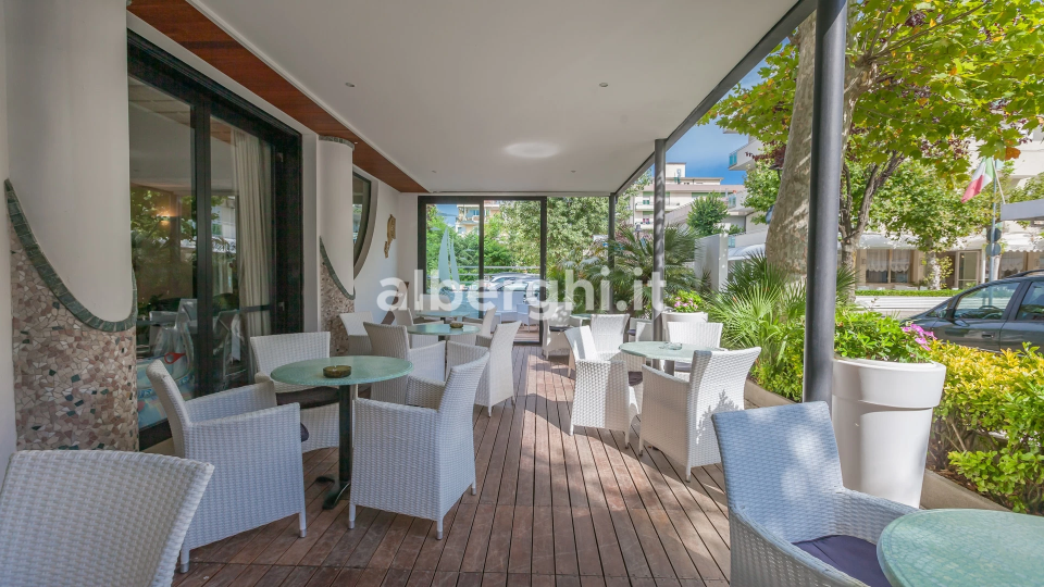 Covered veranda for relaxing aperitifs