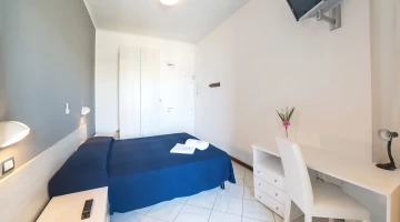 Chambre côté colline