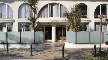 entrance on the seafront side