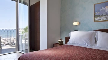 sea side room, 35 m2