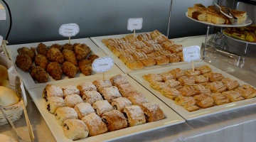 Petit-déjeuner buffet