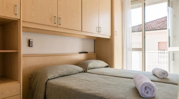 Doppelzimmer mit geteilten Betten