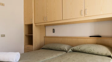 Doppelzimmer mit geteilten Betten