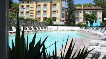 Hotel Sayonara