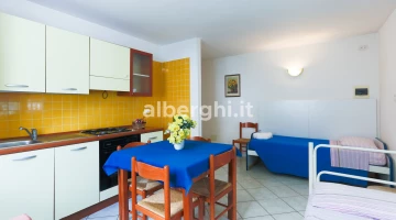 Eingang zur Erdgeschosswohnung für 6 Personen