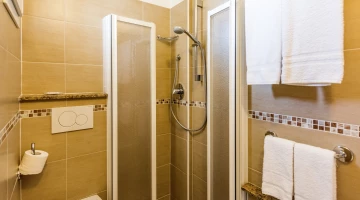 Bathroom comfort room