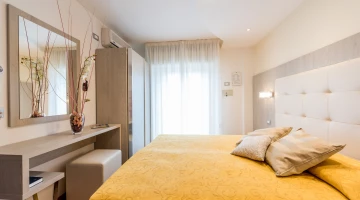 Superior room with renovated furniture