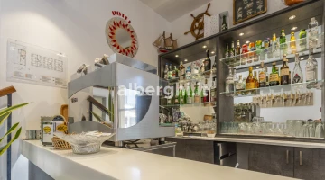 Bar counter