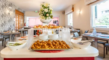 Restaurant room with buffet