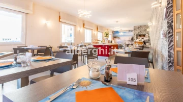 Restaurant room set up