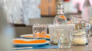 Restaurant room detail
