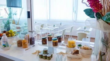 Colazione a buffet hotel cristallo riccione