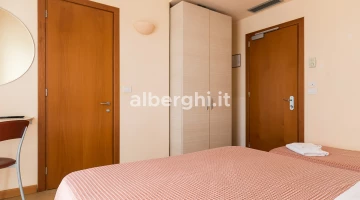 Dreibettzimmer
