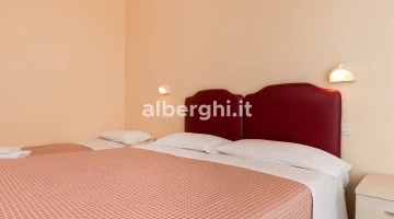 Dreibettzimmer