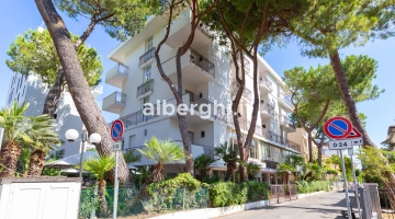 Aura Living Hotel B&B