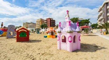 Large play area on the beach