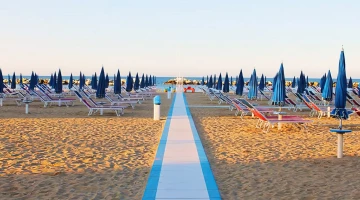 Bagno Giovanni .. one of the beaches we collaborate with