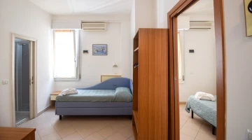 Connecting rooms