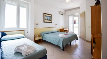 Triple room