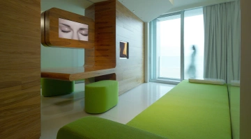 Life 32 m2 front sea view