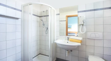 Salle de bain double standard