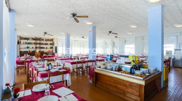 Buffet im Restaurantsaal
