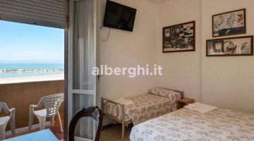 Uhrenzimmer (Morgendämmerungszimmer am Meer)