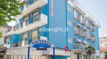 Hotel direkt an der Einkaufsstraße