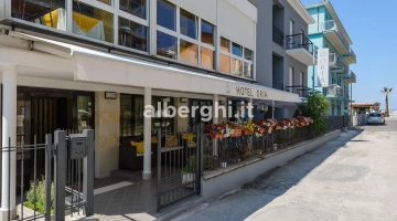 Hotel Oria