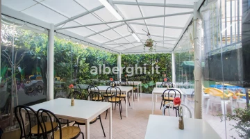 Gazebo nel verde per colazione - pranzo - cena