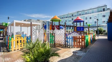 Spiaggia area giochi per bambini