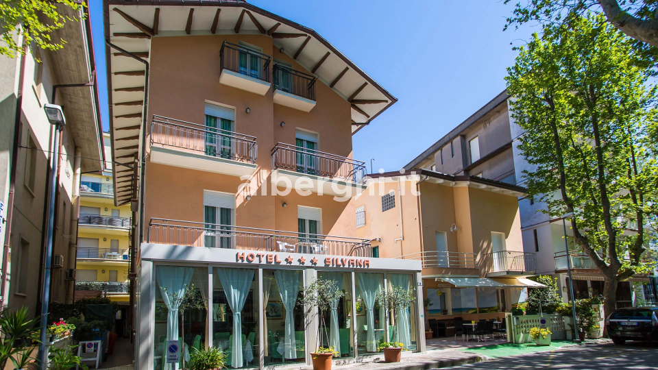 Facciata dell'hotel