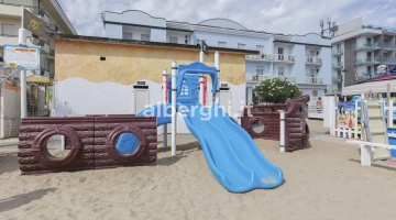 Giochi bimbi in spiaggia
