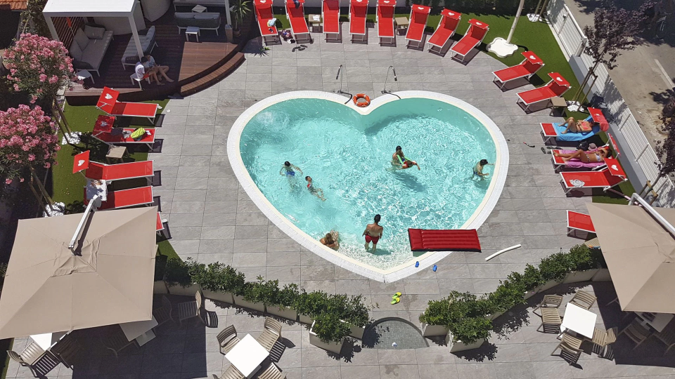 piscina dall'alto