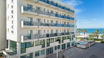 Hotel Tropic