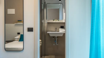 BADEZIMMER „HÜBSCHES“ ZIMMER