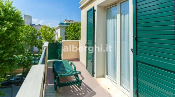 Mountain side terrace two-room apartment n.6