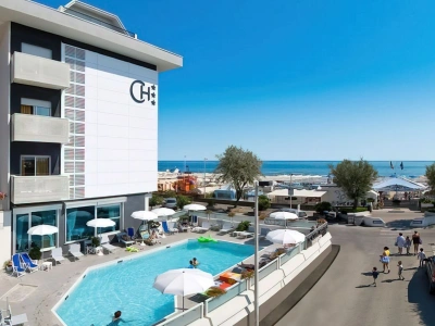 Club Hotel