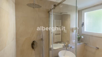 Salle de bain chambre double confort