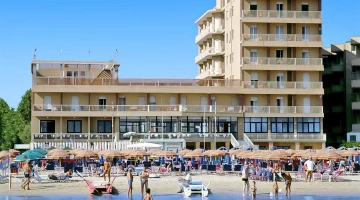 Astoria Beach Hotel