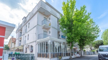 Hotel Cheri