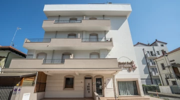 Rimini Bay Suites & Residence