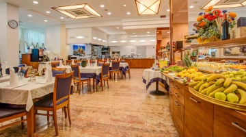 Buffet of appetizers, vegetables, seasonal fruit and desserts