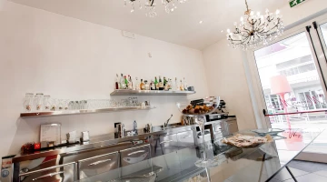 bar