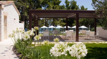 Furnished gazebo