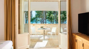 Double room with sea view balcony