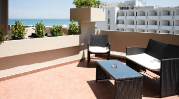 terrazza privata arredata