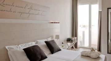 Superior double room with balcony